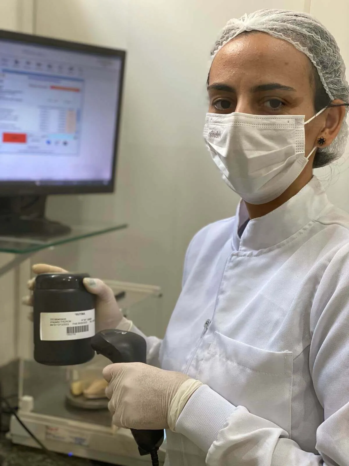 CONTROLE DE QUALIDADE - FARMÁCIA DE MANIPULAÇÃO FOLHAGEM